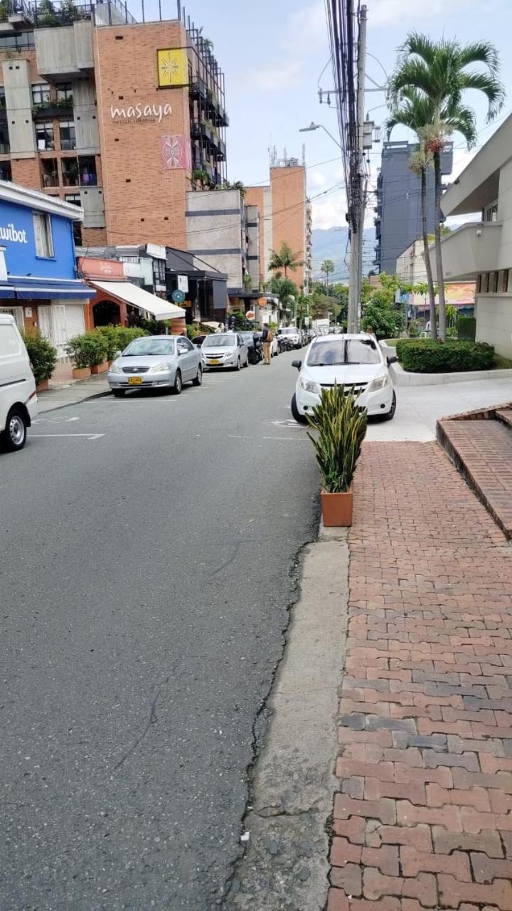 Apartment Excelente En Parque El Poblado Medellin